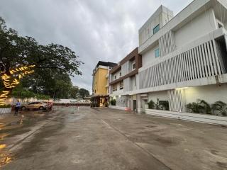 The Skyland Hotel And Restaurant - 3