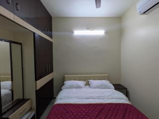 Sri Abirami Homestays - 2