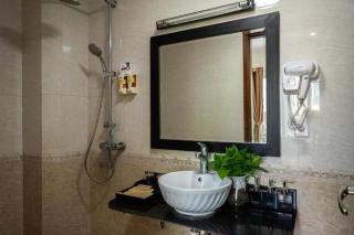 Bay Luxury Chariot Hotel - 1