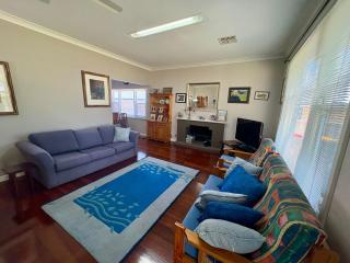 Cozy Retreat South Bunbury - 7