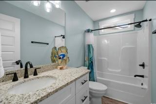 Ocean Lakes 5br 4ba Family Friendly Beach House - 4