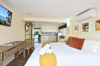 The Jacaranda - Pet Friendly, Air-Con, Wifi, Boat Parking, Large backyard - 4