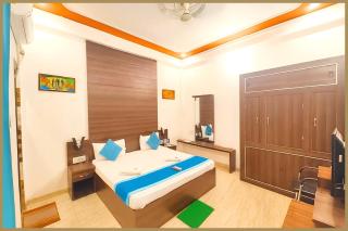 Tulsi Nagar Colony Dawarikanath Nirmala # Palace Residency Near Ram-Janam-Bhoomi # Restaurant - Parking Available - Fully Air Conditioning Luxuary Room- A Top Rated Hotel In Ayodhya - 5