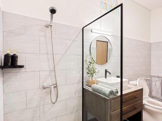 Kayu Tulang - Island Boy Guesthouse Prime Canggu - 1