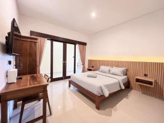 Kayu Tulang - Island Boy Guesthouse Prime Canggu - 5