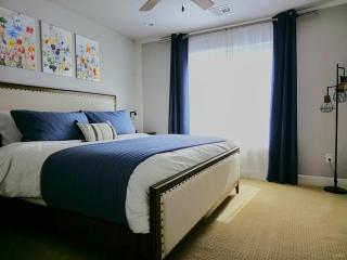 Oasis on the Rocks - Vacation Home - 1