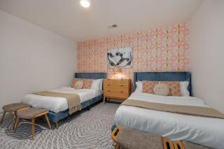 Hyve - Cowgirl Twirl - Walk to Broadway - 4