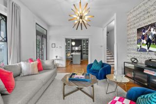 Southern Elegance-Private Hot Tub-Walk to 12 S - 8