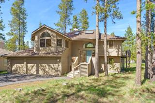 Sunriver Golf Views Hot Tub Escape - Sunriver - 4