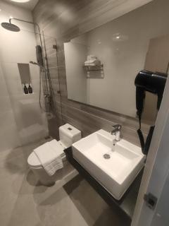 BLU-LIB Hotel - 8