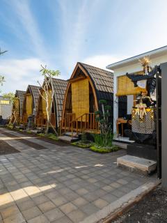 Lumbung Lodge Lovina - 4