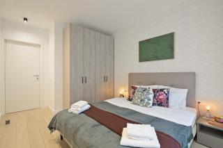 Tropics 1BR Cozy Modern Entire Apartment NuscoCity fast wifi and balcony - 8