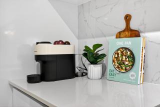 Relaxing Rockingham 1BR Balcony & Parking - 1