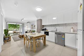 Bright Rockingham 2BR with Balcony & Parking - 6