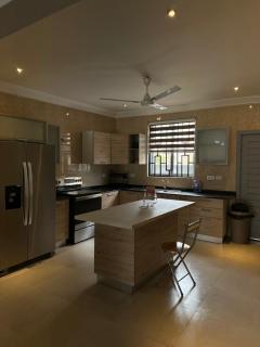 Waves & Relaxation Elegant 2BR at OceanGreen - 1