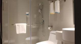 City Comfort Inn Baise Jingxi Caifu Plaza - 3