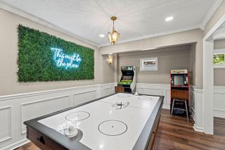 Endless Family Entertainment, Fire Pit, 2 Kings! - 1