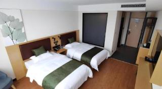 Green Tree Inn Express Xingtai Guangzong Development Zone Xingqing Road - 1