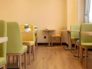 Green Tree Inn Fuyang Funan County Tianzhu Square - 9