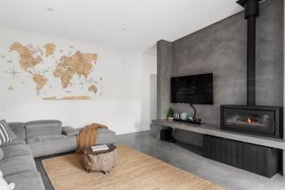 Burnished Bay - Coastal Luxe near Abbey Beach - 9