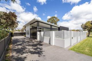 Burnished Bay - Coastal Luxe near Abbey Beach - 5