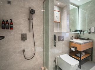 Bamus Sarovar Portico Kampala - 9