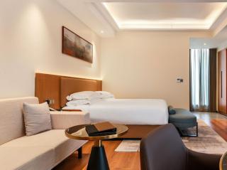 Bamus Sarovar Portico Kampala - 7