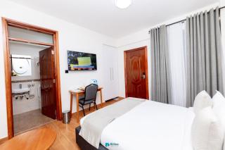 The Dalton Grand Hotel - 8