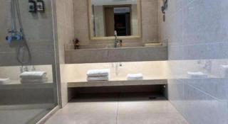 Vienna Hotel Xinfeng West High-Speed Railway Station - 1