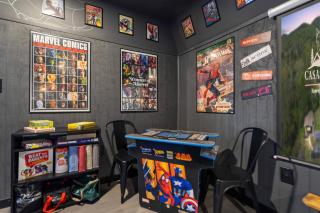 SpiderMan in SNP~FamilyGetaway~Arcade~HotTub~ESVE - 8