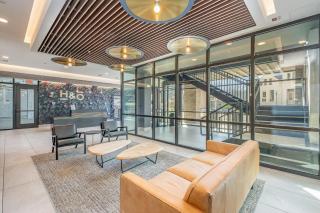 Harmony Outpost-Pool & Gym-4 Mins To Broadway - 1