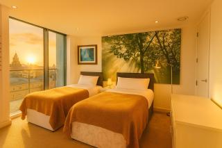 Sidemersey Livings- Unmatched Panoramic Views, Secure Parking, Beautiful Balcony- A Stay to Remember - 3