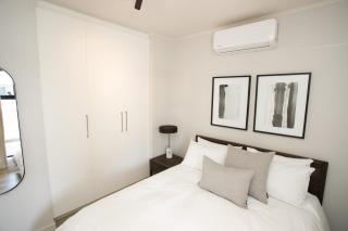 303 Seahorse - Premium 2 Bedroom Apt with Pool & Parking - 5