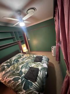 Peaceful Queen Room in Cozy House - KV6 - 9