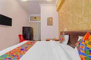 FabHotel Anant - 4