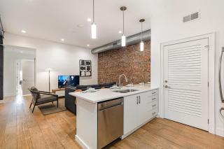 The Saddlery-Tracklist-2 Units-Walk to Broadway - 8