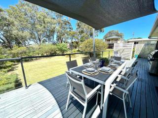 Sea Breeze on Carroll - 4BR beachside home - 3