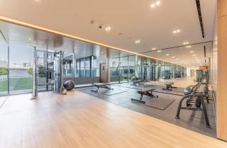 Cozy Apartment Gym and Pool Heart of JVC - 4