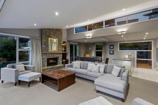 Remarkable Location Queenstown - 1