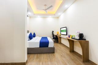 Limewood Signature - Huda City Centre - 1