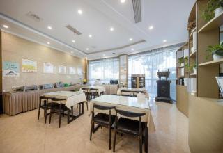 GreenTree Inn Jiaxing Tongxiang Tudian Express Hotel - 3