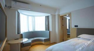 GreenTree Inn Lianyungang Suning Square Hualian Mantion Hotel - 1