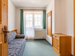 Beautiful apartment in Mittersill with balcony - 4