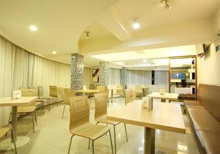 City Comfort Inn Wuzhou Wangcheng Square - 4