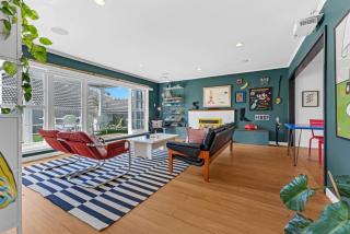 Bespoke Stays - Sunlit Home in Devonport - 1