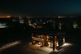 NEW luxury villa by the river - 8