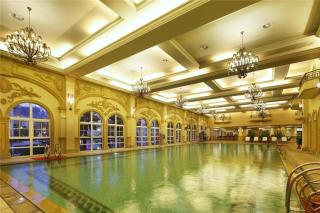 Dragon Lake Princess Hotel - 9