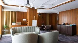 Chongqing The Lotus Hotel - 9