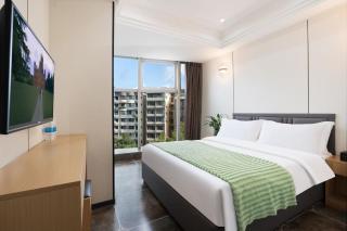 Yiren Starry Sky Hotel - 8