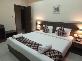 Collection O RTO Office Uzhavoor Formerly Hotel Zodiac - 4